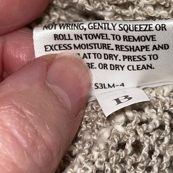 Eileen Fisher Linen/Cotton  Slouchy Sweater Sz. S - Picture 3 of 17